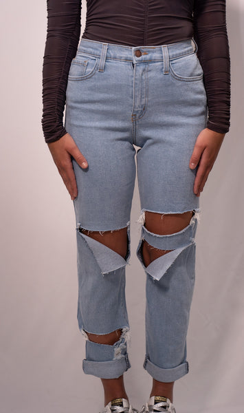 Slashed Boyfriend Jeans