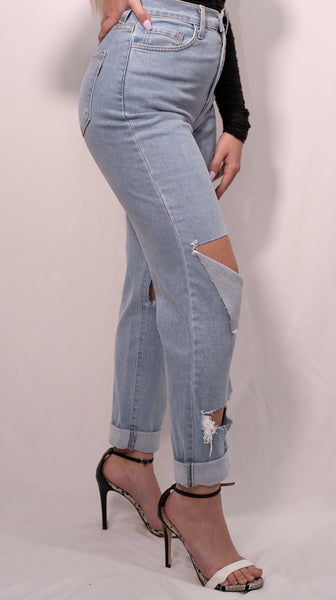 Slashed Boyfriend Jeans
