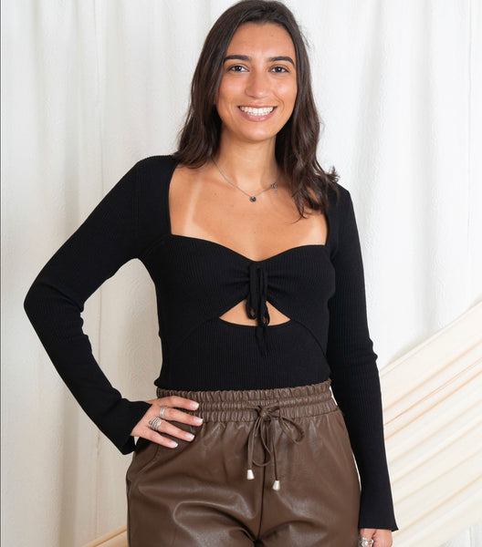 Cut Out Top